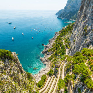 Capri: le Spiagge più Belle e come arrivarci in Traghetto